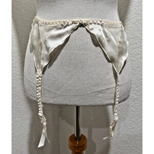 Vtg Jezebel Victoria's Secret Garter NWT Liquid Satin and Sheer Chiffon Cream